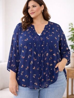 Torrid Butterfly Sheer Blouse Size 6X Blue Flowing Lightweight Top